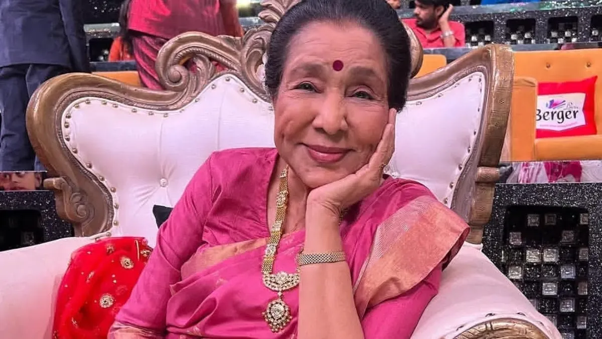 Asha Bhosle HOSPITALIZED: 92-Year-Old Singer Suffers Cardiac Arrest; Condition Critical?