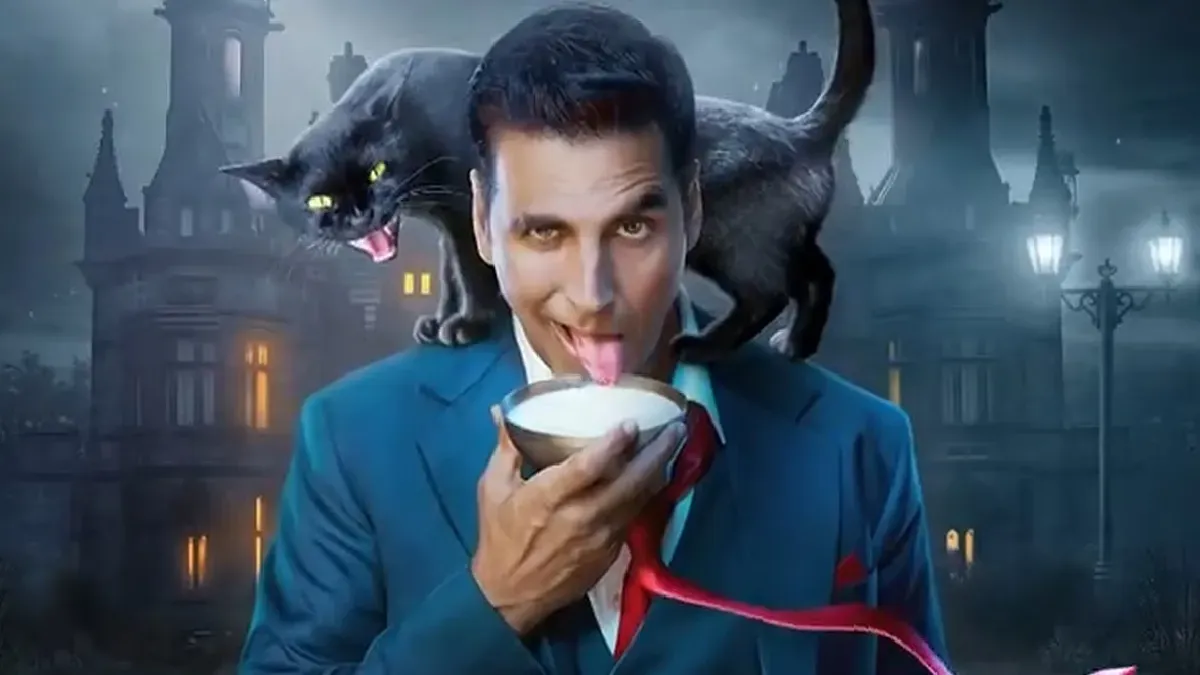 Akshay Kumar in a spooky scene from Bhooth Bangla, looking surprised.