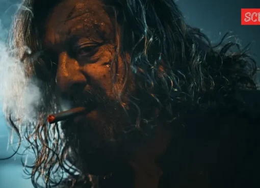 Sanjay Dutt as Ballu with a fierce expression.