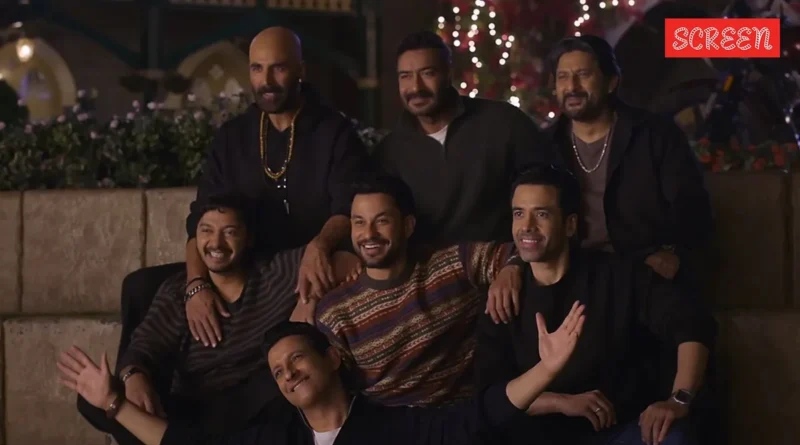 Filmmaker Rohit Shetty and actor Akshay Kumar discussing a film project.