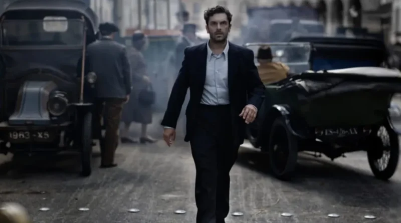 Film poster for La Vénus Électrique featuring 1920s Parisian fashion.