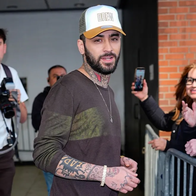 Zayn Malik looking stylish and relaxed after his health scare
