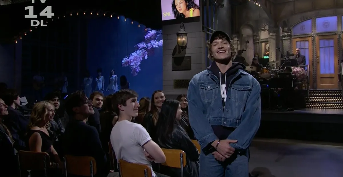 Connor Storrie and Olivia Rodrigo on the SNL stage.