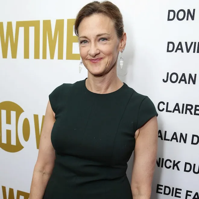 Joan Cusack is Back on the Red Carpet After 11 Years!