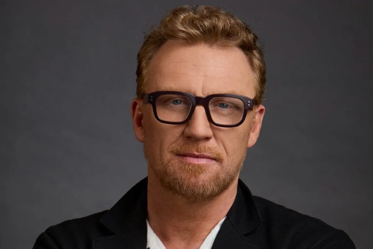 Kevin McKidd smiling
