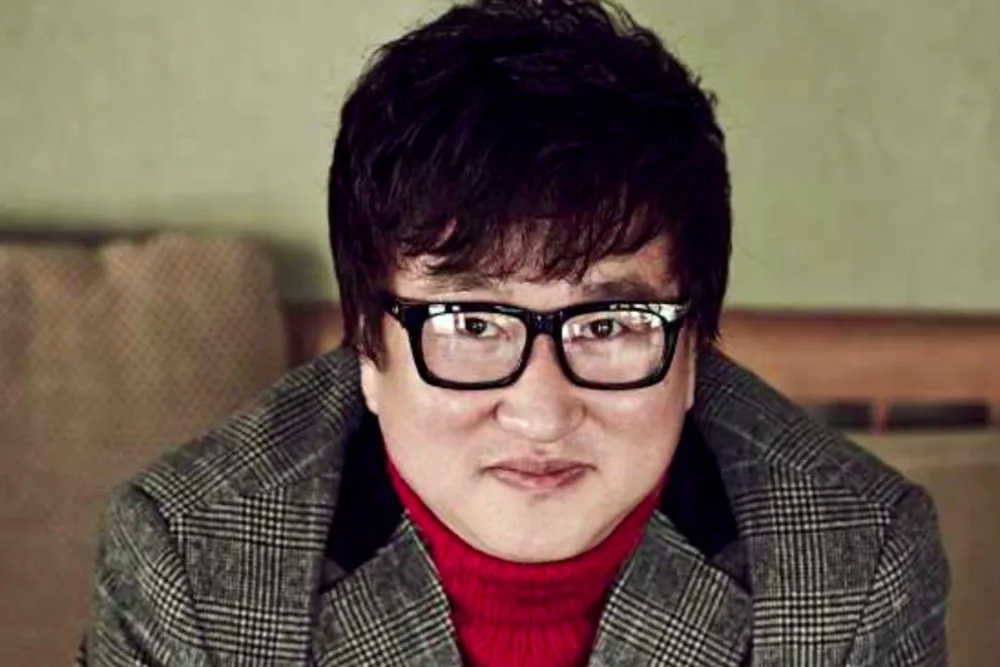A thoughtful portrait of director Lee Hwan-kyung.