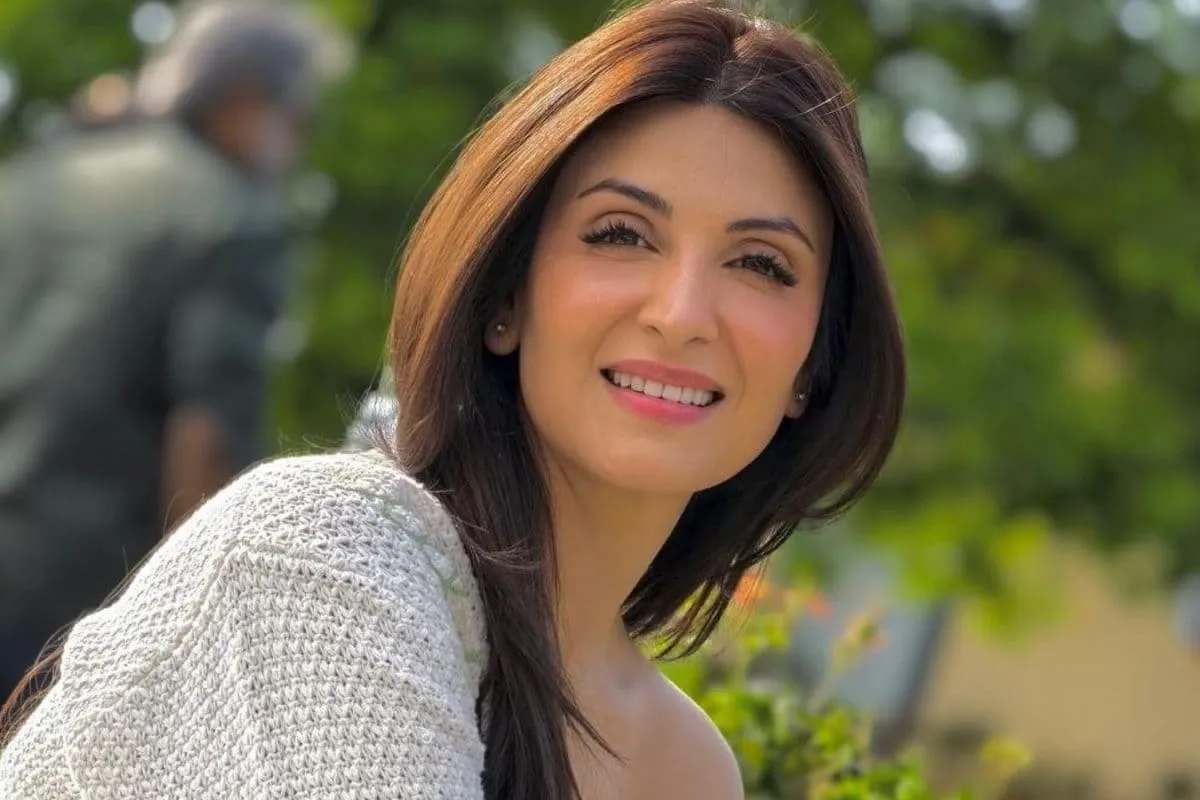 Riddhima Kapoor Sahni posing for a photo looking elegant