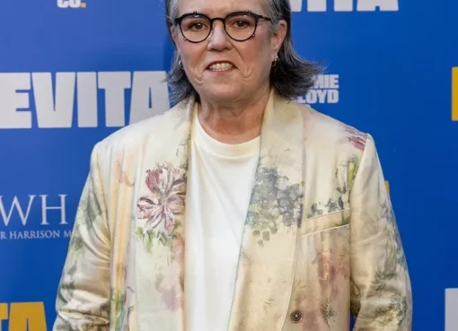 Photo of Rosie O'Donnell smiling.