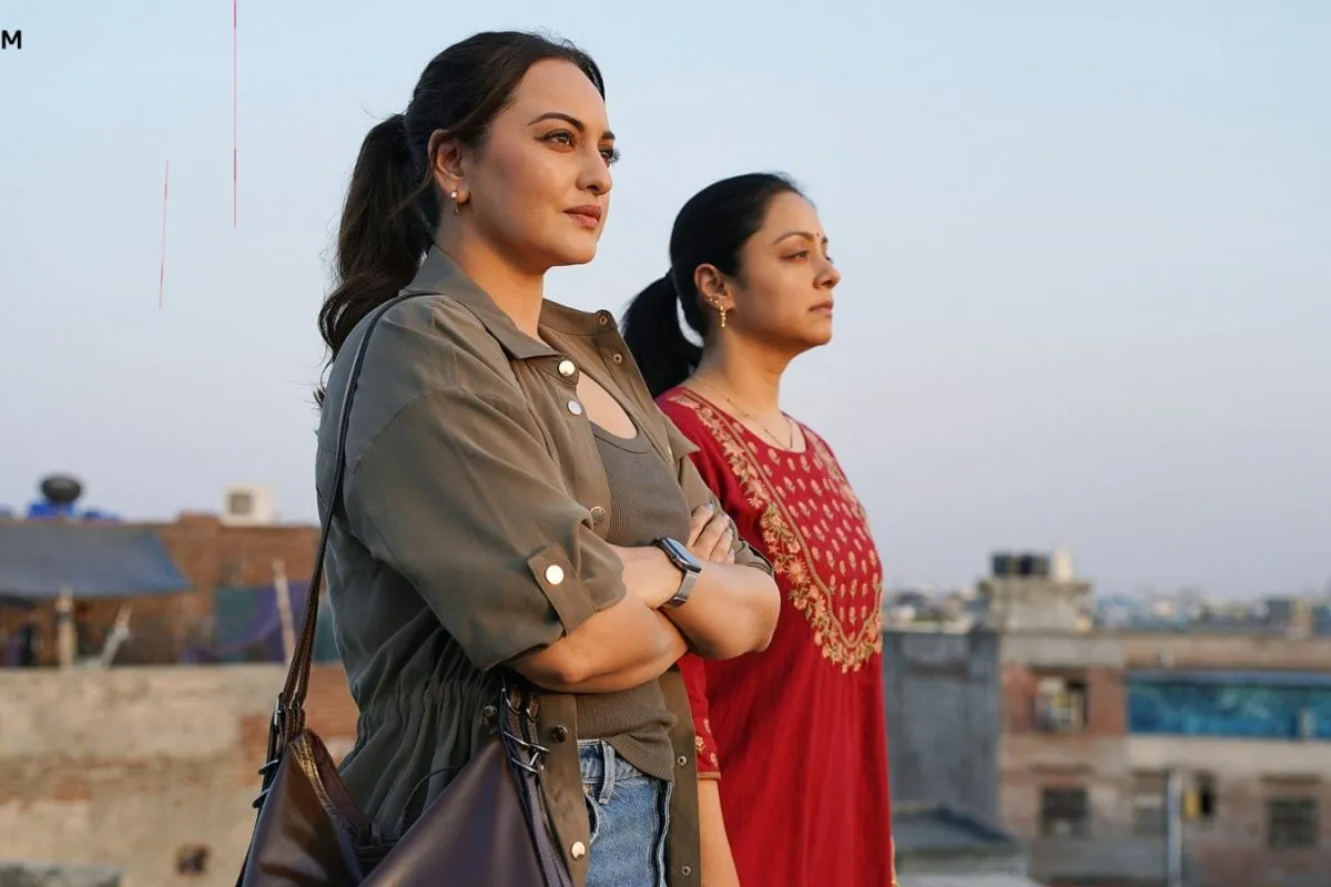 Sonakshi Sinha smiling and talking