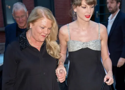 Taylor Swift dining with her family at a restaurant.