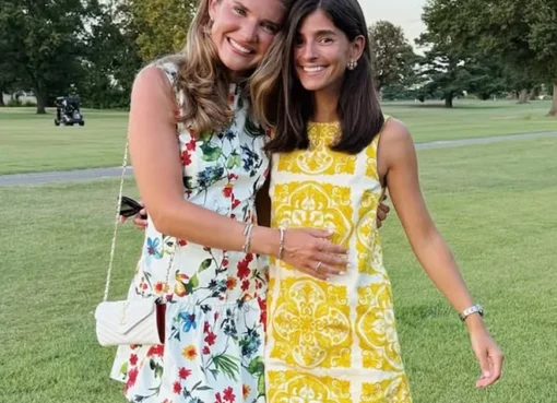 TikTok stars Lunden and Olivia Stallings smiling together