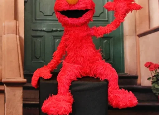 Elmo looking surprised or concerned.