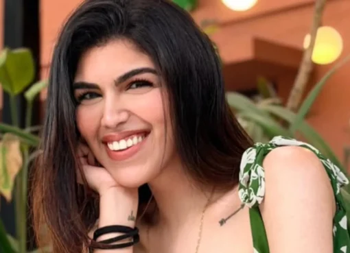 Anandita Sundar smiling confidently.