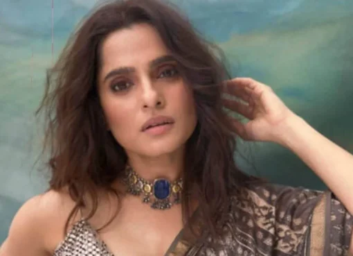 Priya Bapat on set