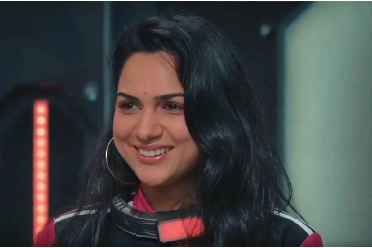 Akanksha Chamola looking confident during a television appearance