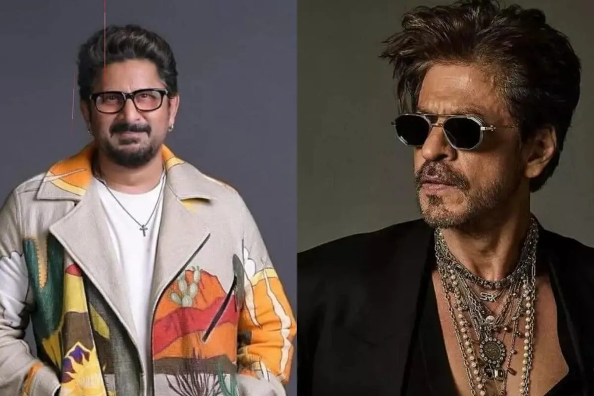 Arshad Warsi and Shah Rukh Khan looking cool at an event