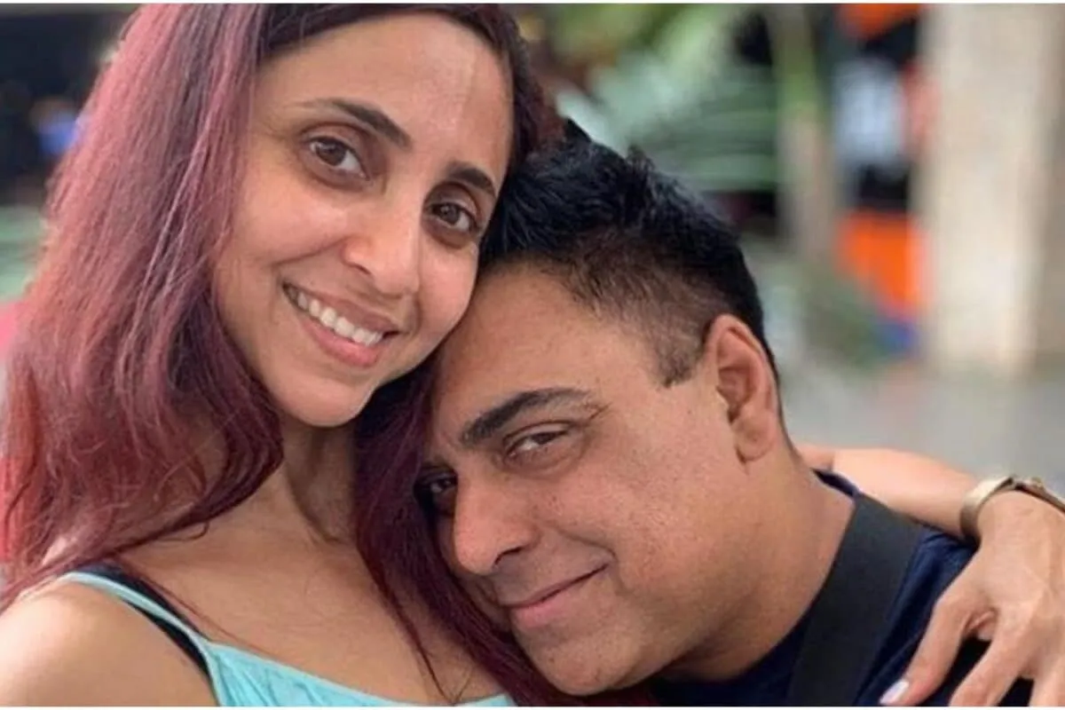 Gautami Kapoor and Ram Kapoor looking serious and united.