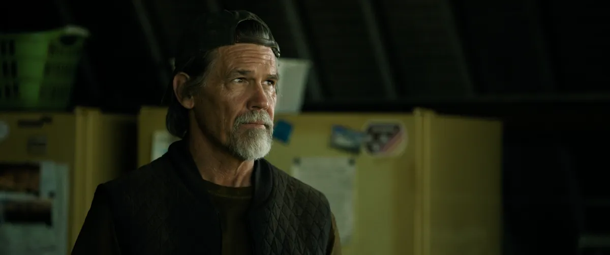 Jacob Elordi and Josh Brolin in a scene from The Dog Stars movie trailer.