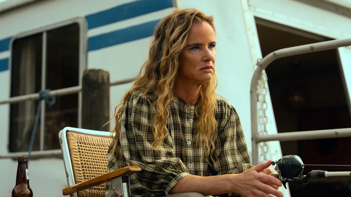 Juliette Lewis smiling and talking.
