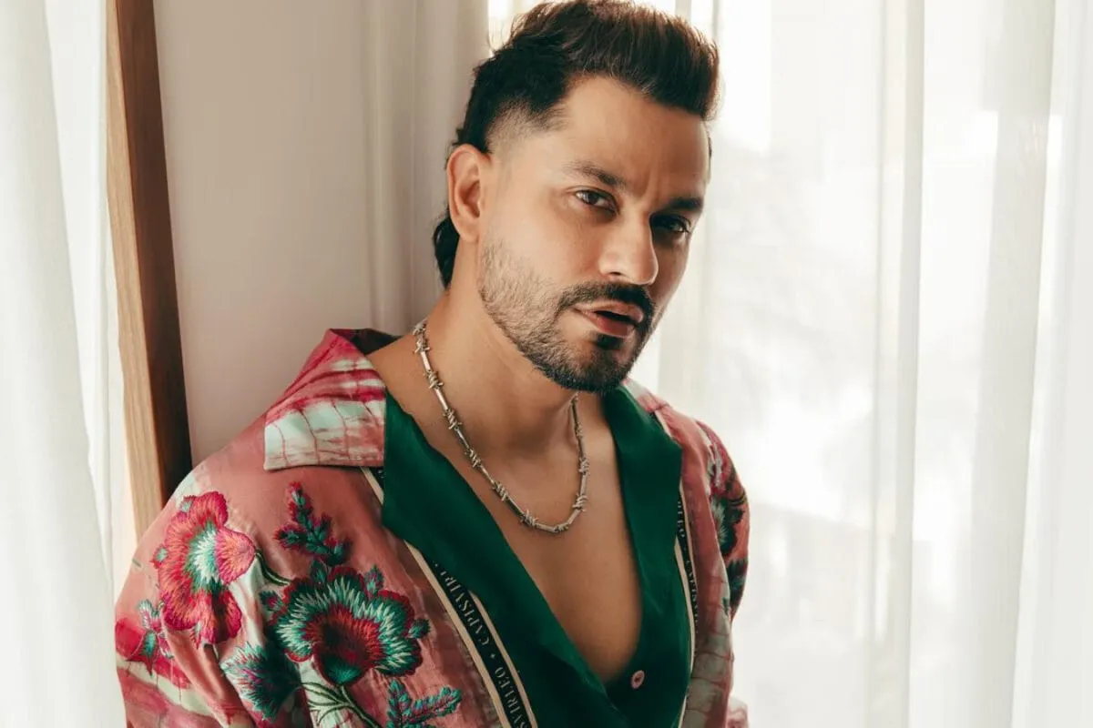 Kunal Kemmu speaking in an interview.