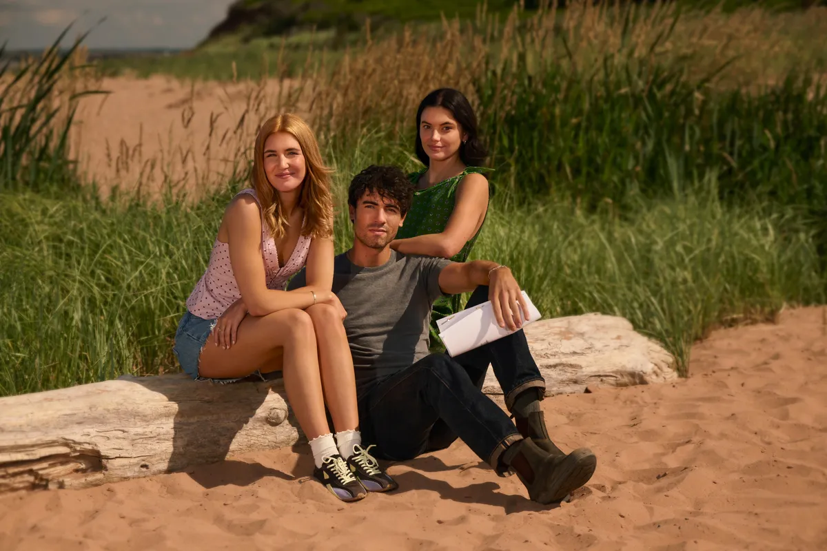 Photo representing a summer romance story