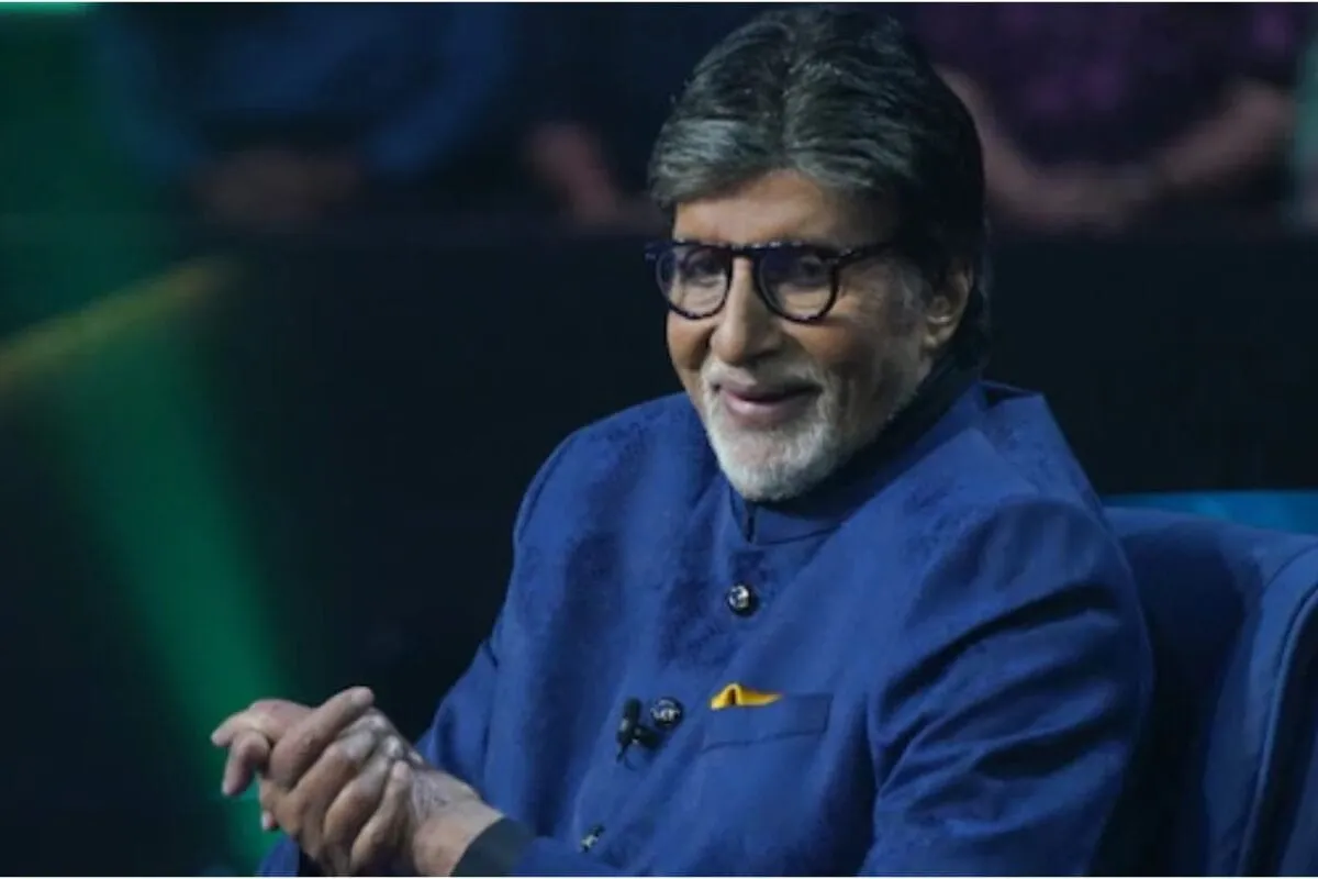 Amitabh Bachchan smiling on the set of Kaun Banega Crorepati