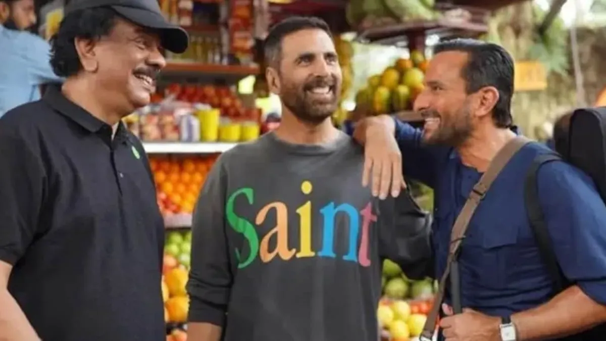 Akshay Kumar and Saif Ali Khan in a scene from their movie 'Haiwaan'.