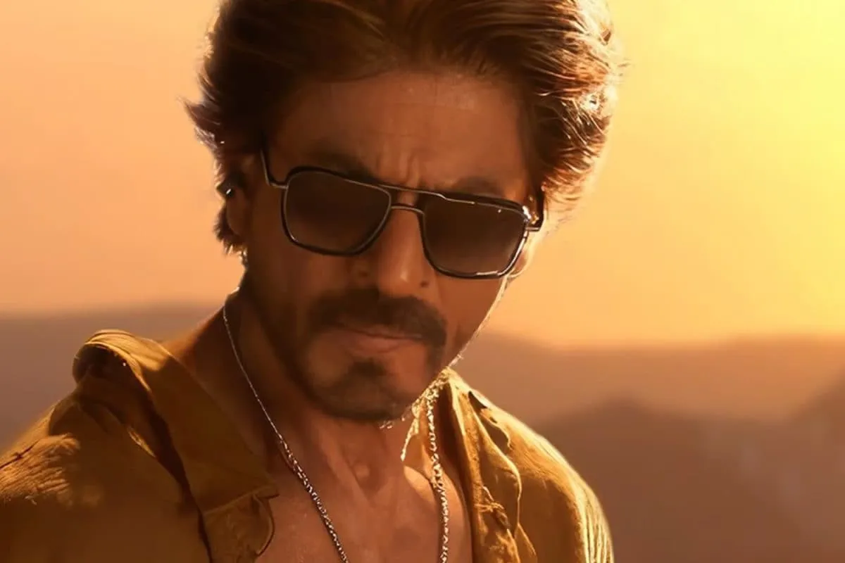 Shah Rukh Khan looking serious and defiant.