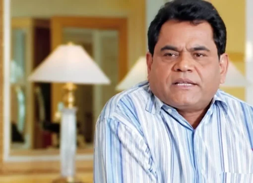 Mushtaq Khan as the hotel manager in Welcome, with his iconic line.