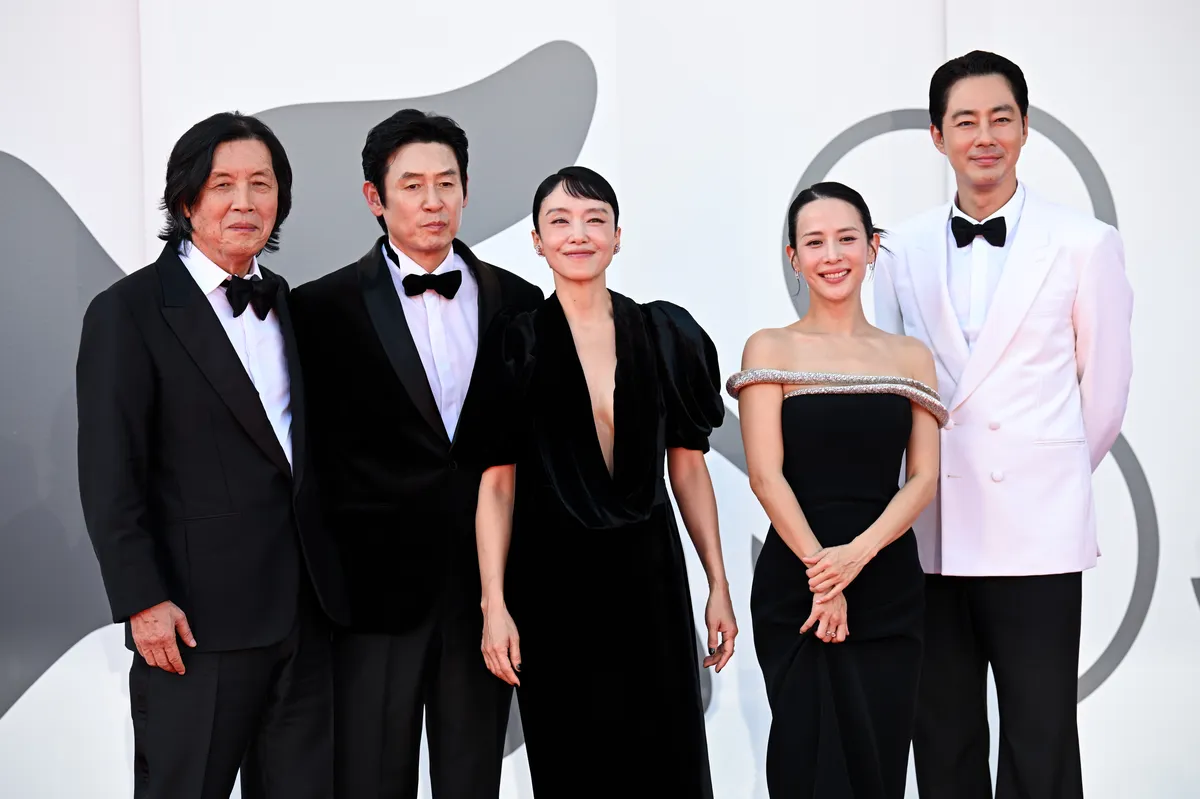 We’re Crying Too! Lee Chang-dong’s ‘Possible Love’ Gets a HUGE 6-Minute Hug at Venice!