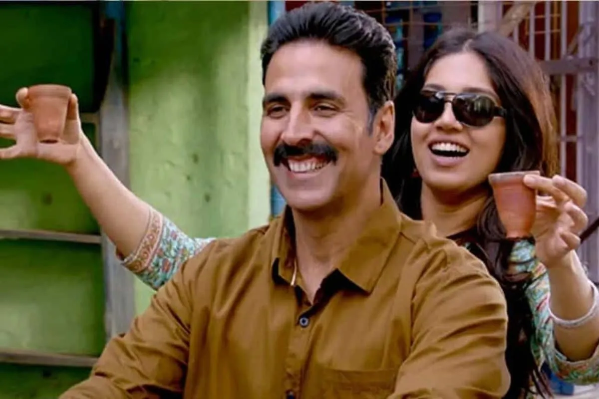 Akshay Kumar and Bhumi Pednekar smiling together, possibly from a film promotion.