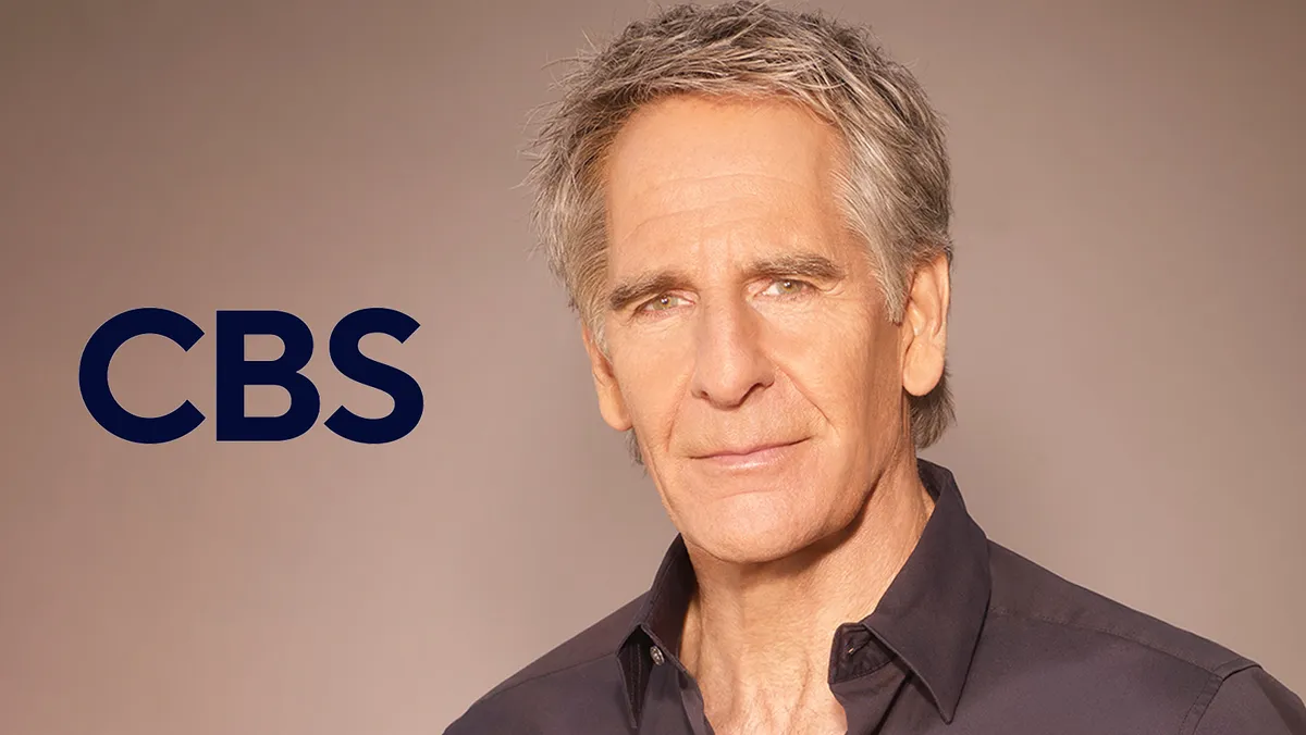 Scott Bakula smiling
