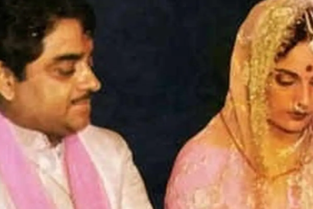 Shatrughan Sinha and Poonam Sinha in their wedding attire.